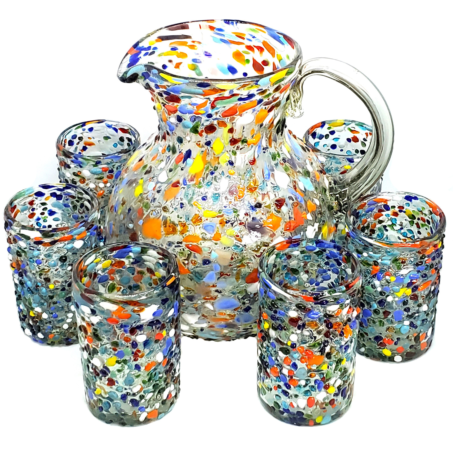 Novedades / Juego de jarra y 6 vasos grandes 'Confeti granizado' / Cada juego de jarra y vasos 'Confeti granizado' es una obra de arte por si mismo. Est�n decorados con cientos de peque�as piedras de vidrio multicolor, haciendo cada juego �nico.